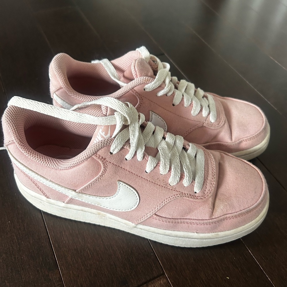 Nike Women's Blush Pink Sneakers